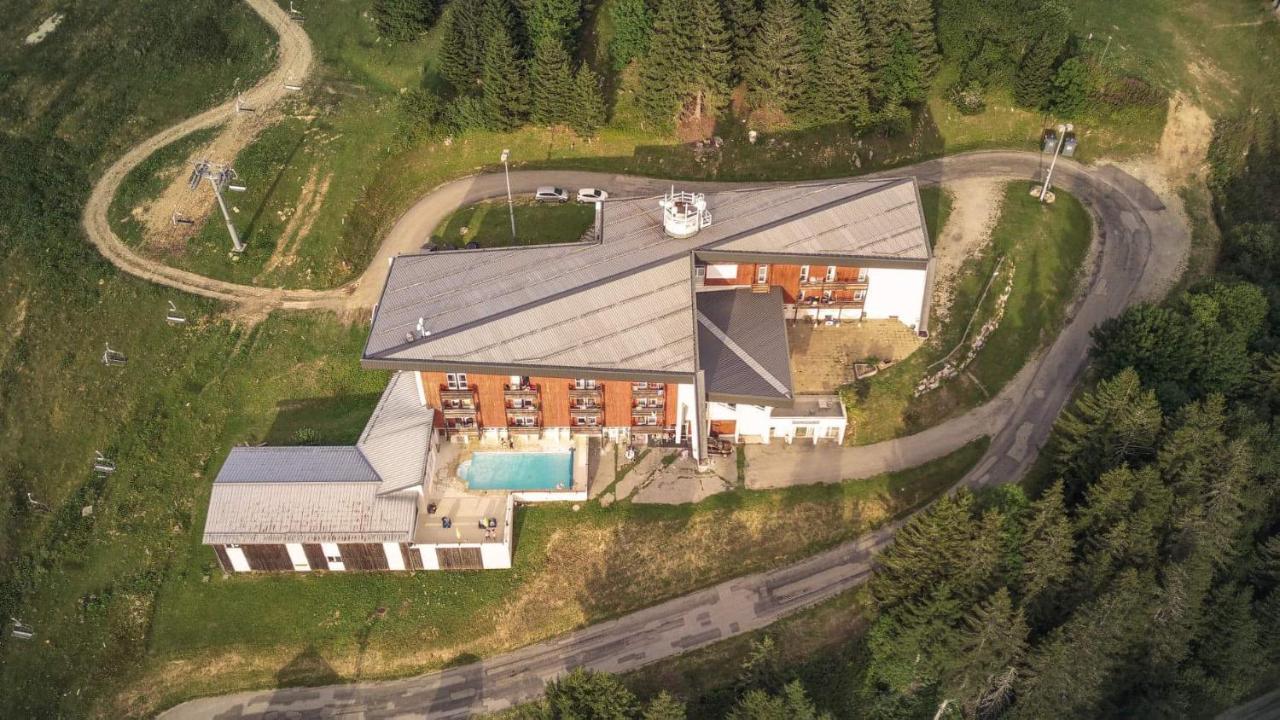 Clos Des Gentianes Allevard Exterior photo